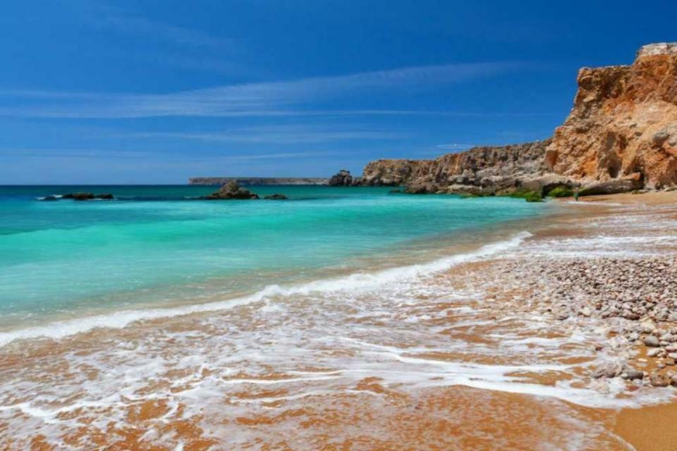 Sagres Sunny Room With Private Bathroom 300M From The Beach Exterior photo