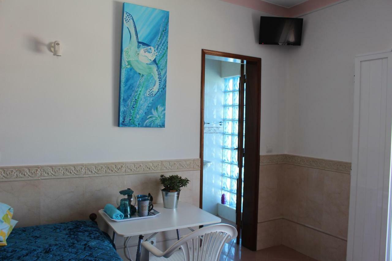Sagres Sunny Room With Private Bathroom 300M From The Beach Exterior photo