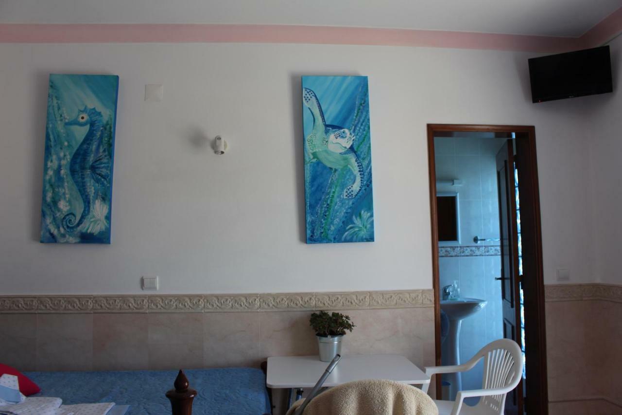 Sagres Sunny Room With Private Bathroom 300M From The Beach Exterior photo